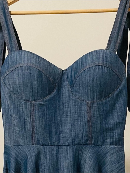 FERVENTE Dresses & Skirts - Fervente Denim Sweetheart Tie-Strap Dress